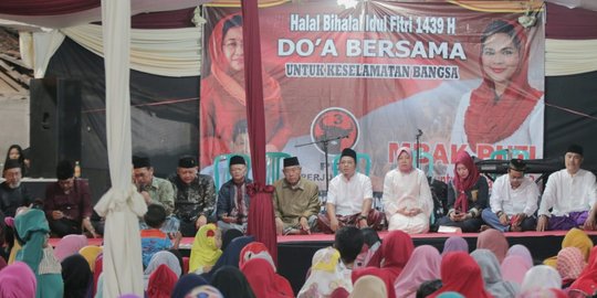 Lakukan deklarasi, Muslimat Surabaya siap menangkan Gus Ipul-Puti