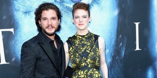 Cinlok di \'game of thrones\', kit harington dan rose leslie resmi menikah