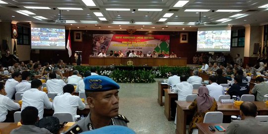 Kapolri, Panglima TNI dan sejumlah menteri bahas pengamanan Pilkada serentak