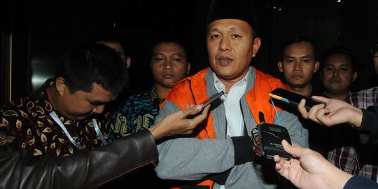 Kasus suap, bupati nonaktif Lampung Tengah jadikan ajudan penyambung lidah ke DPRD