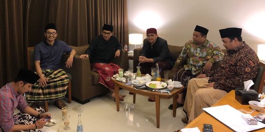 Patuhi kiai, gus-lora se-Jatim berharap warga jaga seduluran di Pilkada