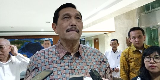 Luhut siap cium kaki Fahri jika tudingan keganjilan soal proyek LRT benar