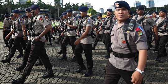 Temukan anggota Polri tak netral di Pilkada, laporkan ke nomor ini!