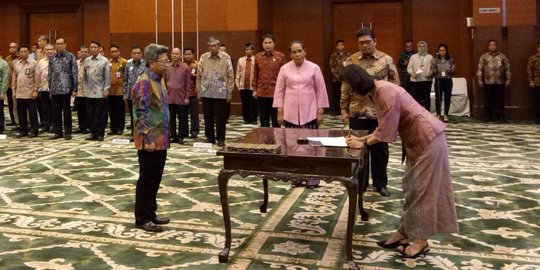 Lantik pejabat eselon I, Sri Mulyani ingatkan soal korupsi dan OTT kepala daerah