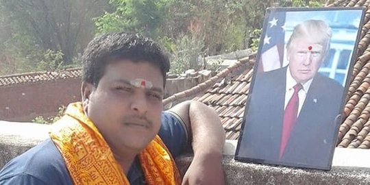 Pria India sembah Trump bagai dewa