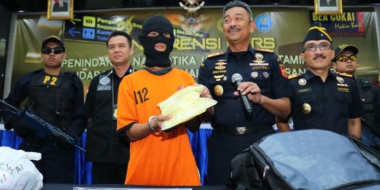 Bea Cukai Bandung gagalkan upaya penyelundupan 1.155 gram Sabu