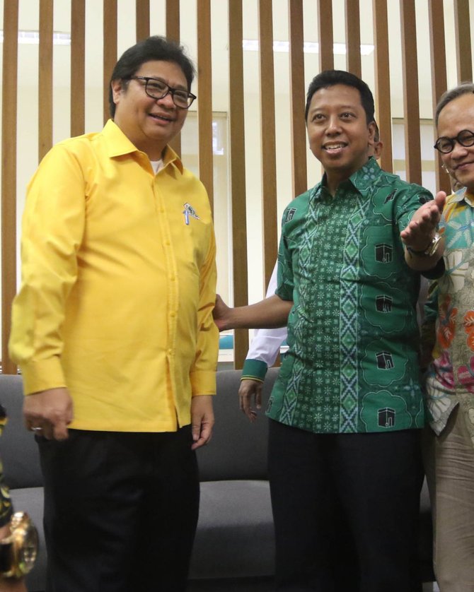 airlangga hartarto temui romahurmuziy di kantor ppp