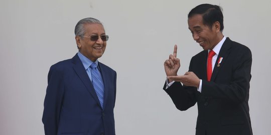 Presiden Jokowi dan PM Malaysia salat Jumat bersama di Istana Bogor