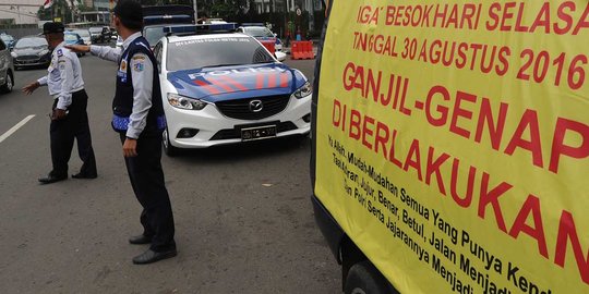 Uji coba ganjil genap diperluas, lalu lintas terpantau lancar