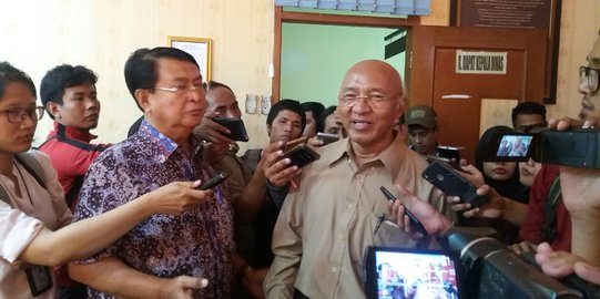 Yayasan Daarunnajaat Maza bantah pecat guru karena pilih Kang Emil