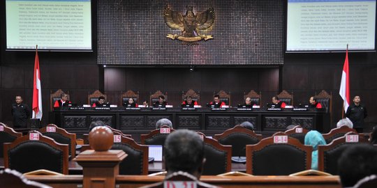 MK pertanyakan perbedaan isi gugatan baru presidential threshold