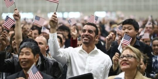 Peringati hari kemerdekaan, AS beri kewarganegaraan bagi 14.000 imigran