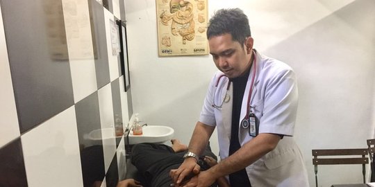 Kisah Dokter Yusuf, berpihak pada orang miskin dan lingkungan