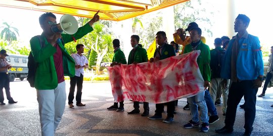 Mahasiswa puji keberanian KPK tangkap Gubernur Aceh