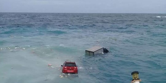 Ditjen Hubla pastikan life jacket di KMP Lestari Maju sesuai persyaratan