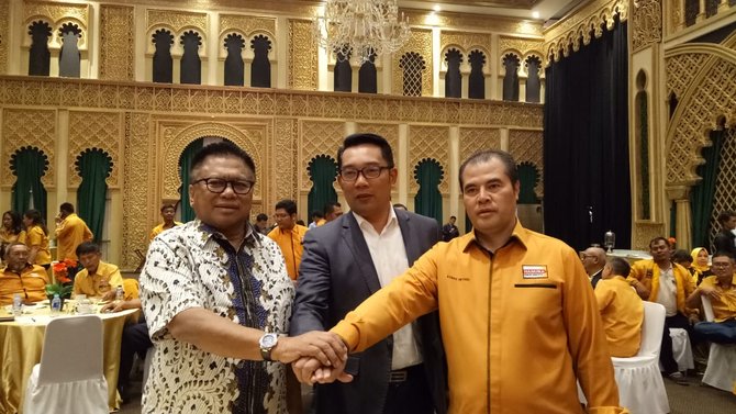 ridwan kamil di rumah oso