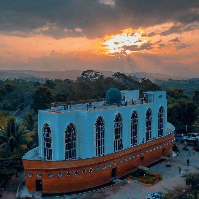 masjid kapal semarang