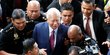 Ngotot tak bersalah dalam skandal megakorupsi, Najib Razak curhat di Facebook