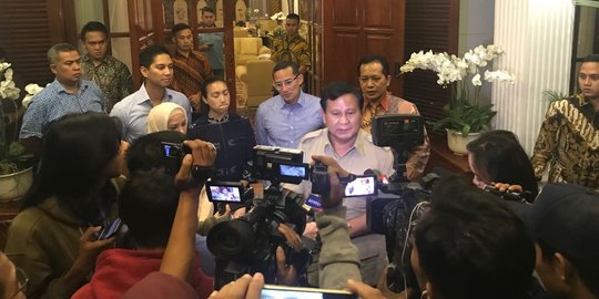 Golkar tanggapi wacana Prabowo-AHY: Nasib PKS? Apa akan ditinggal Gerindra?