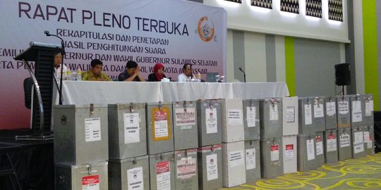 KPU Makassar kukuh tetapkan kolom kosong unggul meski saksi paslon menolak