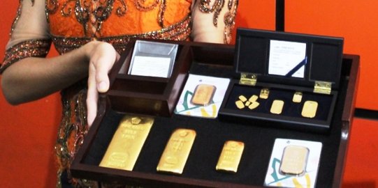 Akhir pekan, harga emas Antam turun Rp 1.000 jadi Rp 650.000 per gram
