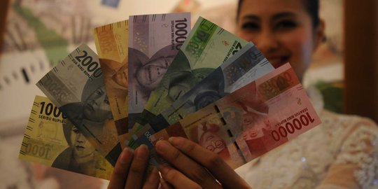 Rupiah melemah dan defisit neraca perdagangan penyebab anjloknya cadev USD 3,1 M