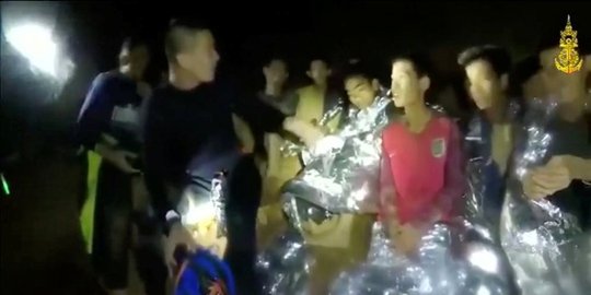 korban terjebak dalam gua tidak punya kewarganegaraan rev1
