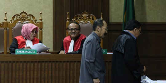 Vonis jauh dari tuntutan, KPK resmi banding putusan Fredrich Yunadi