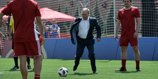Putin bangga meski Rusia tersingkir di perempat final Piala Dunia