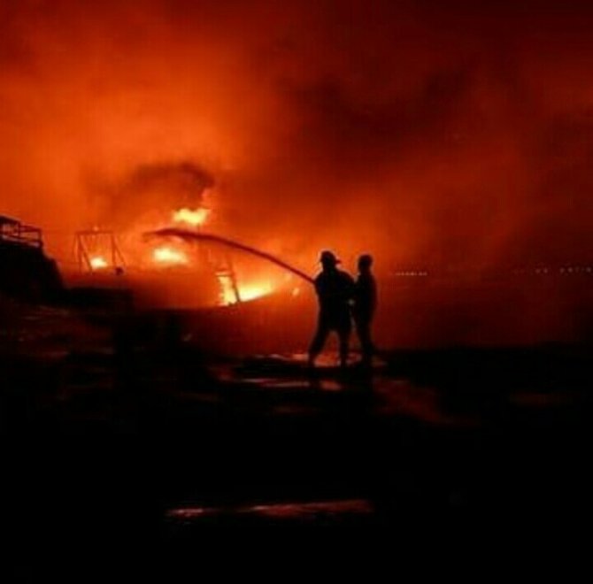 39 kapal ikan terbakar di pelabuhan benoa bali