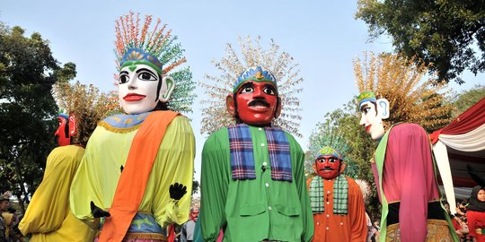 Pawai budaya Nusantara meriahkan Jakarnaval 2018