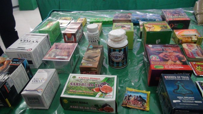 puluhan ribu kemasan obat disita bbpom pontianak