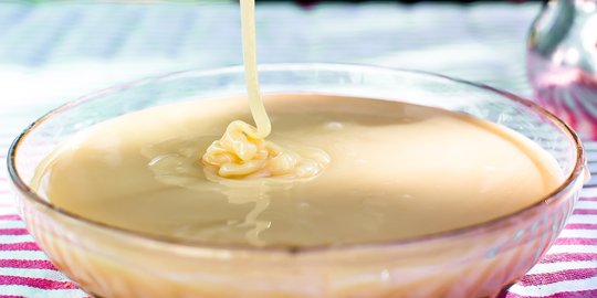 4 Cara Membuat Susu Kental Manis Sendiri Dari Yang Rendah Gula Sampai Vegetarian Merdeka Com