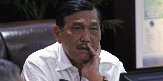 Bertemu TGB, Luhut mengaku dicurhati soal dukungan kepada Jokowi