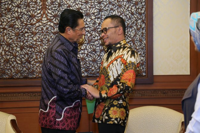 menaker hanif saat menerima audiensi pengurus inkopkar