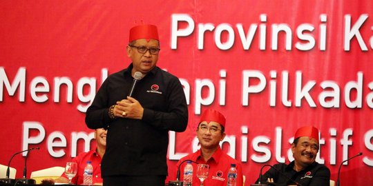 Mahfud MD, Moeldoko, Ma'ruf Amin & TGB dibahas oleh Jokowi saat bertemu Mega