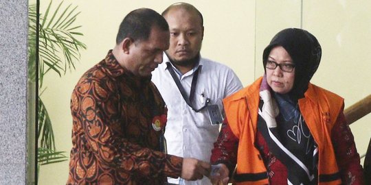 KPK tahan Tiaisah Ritonga terkait penerimaan suap Gubernur Sumut