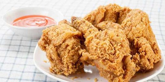 Resep mudah bikin menu ayam KFC di rumah
