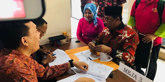 Yakin didukung NU dan PMII, Caleg DPD Sudarto daftar ke KPU