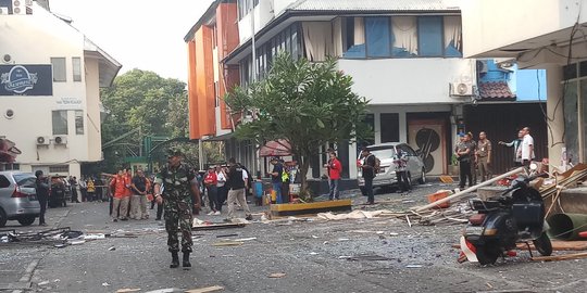 Ledakan akibat tabung gas rusak 11 ruko di Grand Wijaya Center