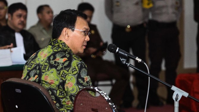 ahok bebas bersyarat