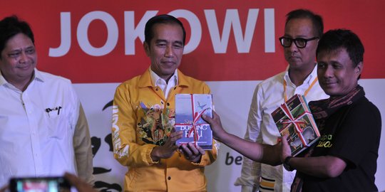 Membaca kemungkinan Golkar tinggalkan Jokowi