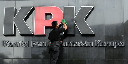 Rumah Dirut PLN digeledah KPK terkait kasus suap PLTU Riau-1