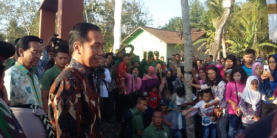 Berani interupsi pidato Jokowi, warga Sleman ini dapat hadiah sepeda