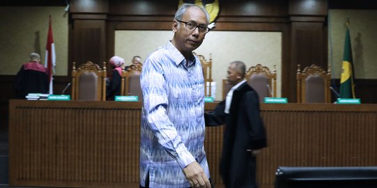 Divonis bersalah, Bimanesh dihukum tiga tahun penjara