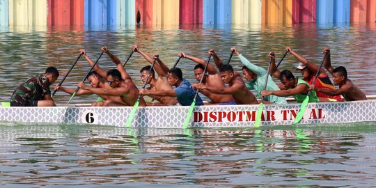 Jelang Pekan Olahraga TNI AL, prajurit latihan dayung di Danau Sunter