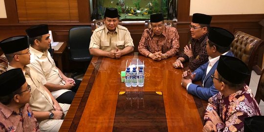 Prabowo tiba-tiba temui Ketua Umum PBNU malam ini