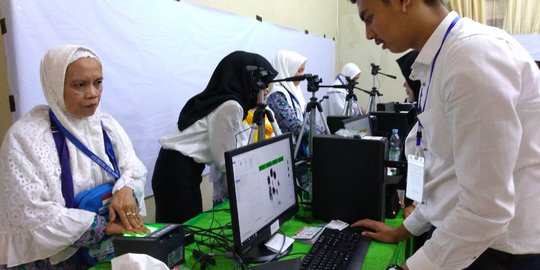 Server bermasalah, perekaman biometrik calon haji di Makassar sempat terhambat