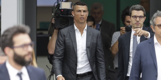 Sempat viral ajakan demo Ronaldo ke Juve, Ternyata hanya lima pekerja Fiat yang hadir