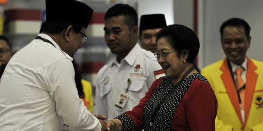 Hari ini, Prabowo akan bertemu Puan Maharani